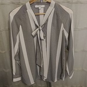 Ann Taylor black striped blouse